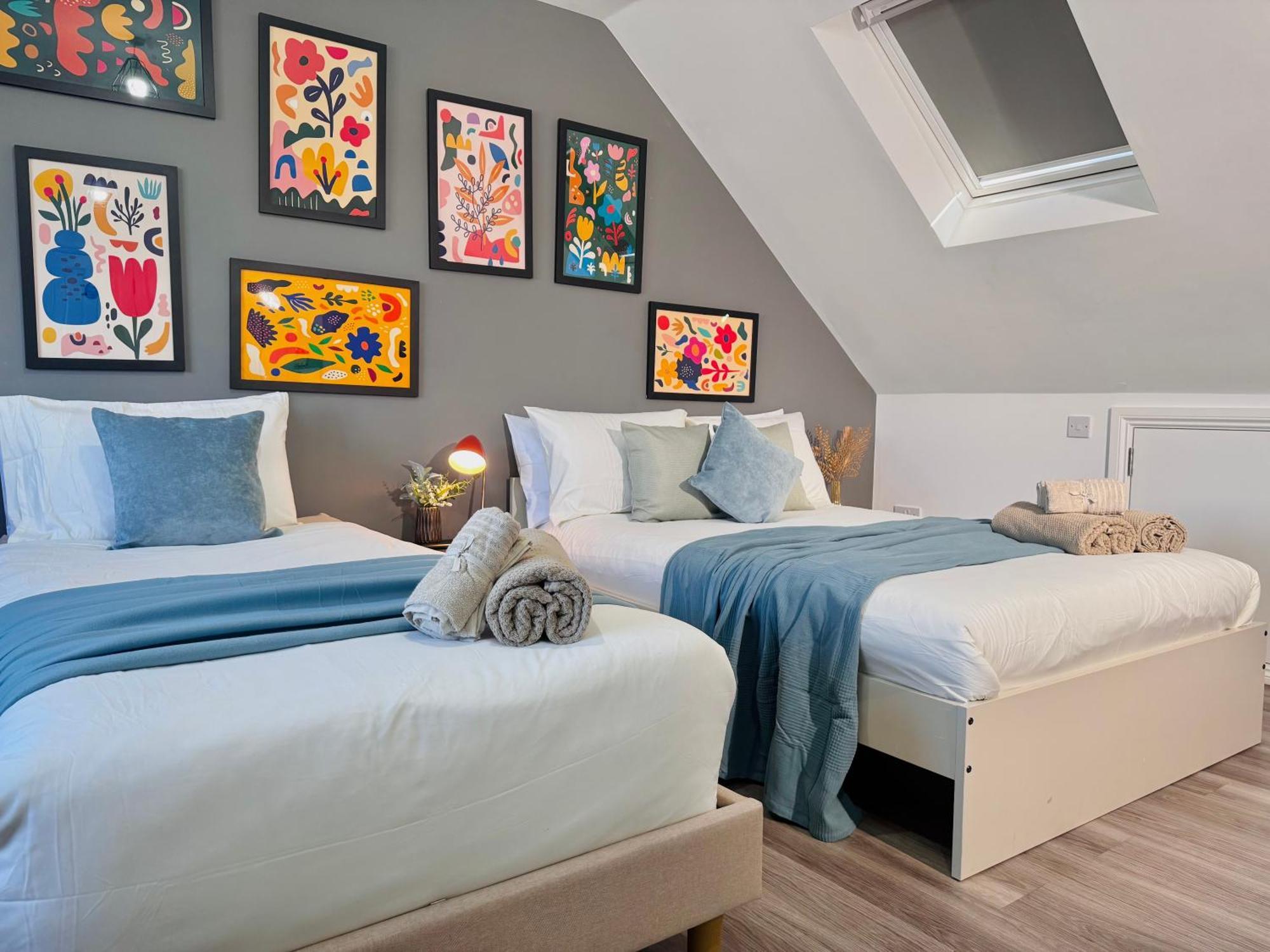 Bright Studio Loft 30Min To Central Лондон Экстерьер фото